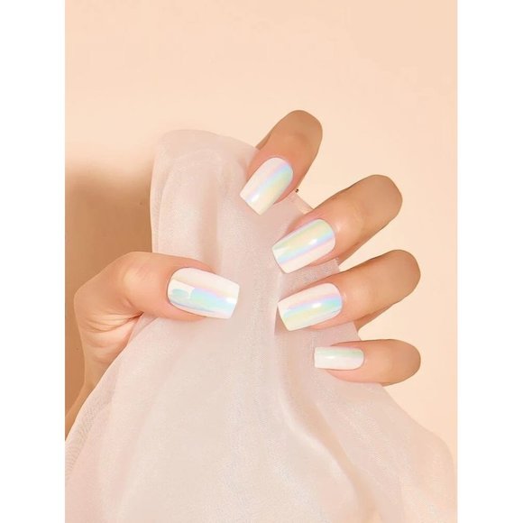 Holographic Press On Nails 24 Pieces Reuseable - Picture 1 of 2